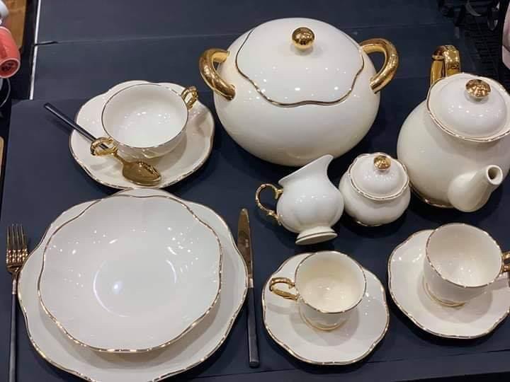 3a97ced6-d5e9-4841-8136-b97b01c61520 طقم سفره ١١٠ تايلاندي اصلي ماركه ساكورا - الصورة 1