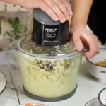 ⁦مفرمة كهربائية من ارشيا 3 لتر أسود – 800 وات | Arshia Electric Chopper 3L 3420⁩ - الصورة ⁦2⁩